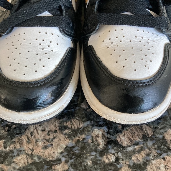 NIKE AIR JORDAN 1 MID WHITE POLLEN BLACK (PS)SNEAKER 640734-177 SIZE 13.5 - Picture 7 of 7